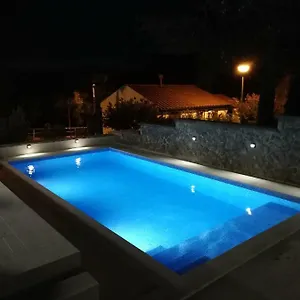 Penzion Ivezic, Njivice